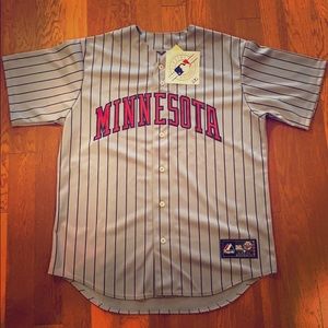 ✨New✨ Men’s Genuine MN Twins Baseball Jersey